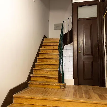 Appartement Castelo 12 - Apartments & Suites Lissabon