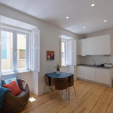 Castelo 12 - Apartments & Suites Appartement