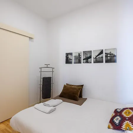 Lägenhet Castelo 12 - Apartments & Suites *