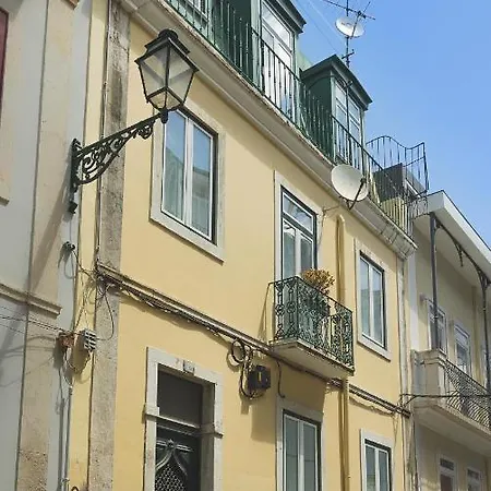 Castelo 12 - Apartments & Suites * Lisboa